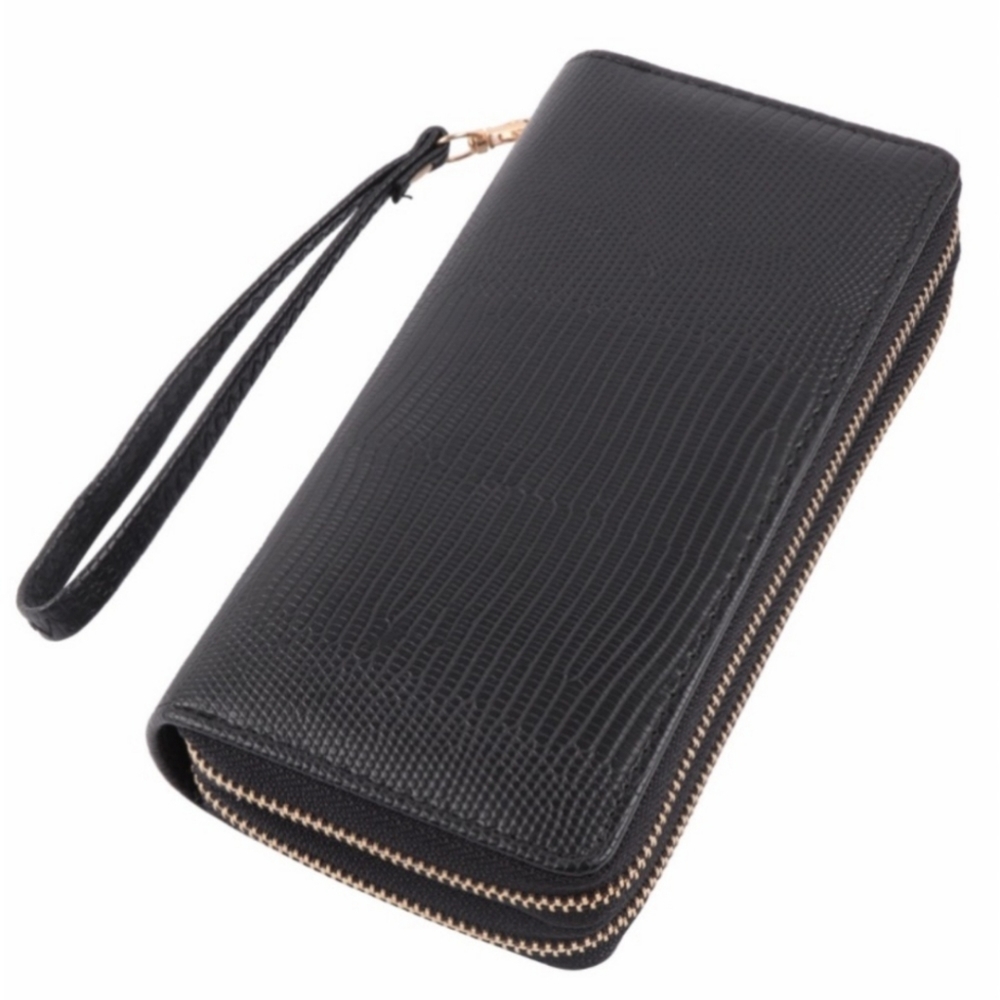 Black wallet wristlet